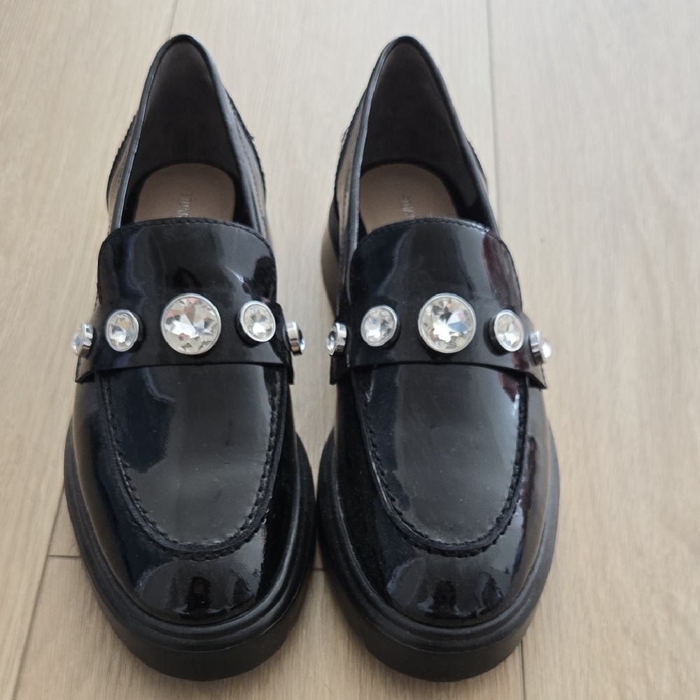 Elegant Black Loafers with Crystal Accents